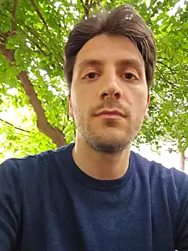italianass94 online show from May 4, 2026, 10:33 am