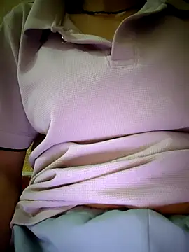 Cute-Nitya 21 online show from May 31, 2026, 4:42 am