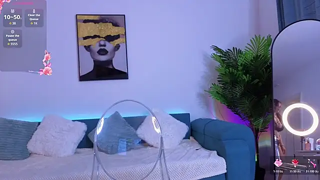 RebeccaSinXX online show from June 2, 2026, 7:10 am