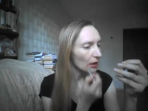 LunaBelle8 online show from June 3, 2026, 4:56 pm