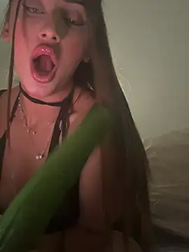 sexyasianpersuation online show from April 19, 2026, 9:06 pm