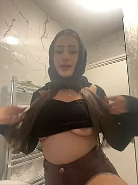 sexyasianpersuation online show from April 28, 2026, 7:41 pm