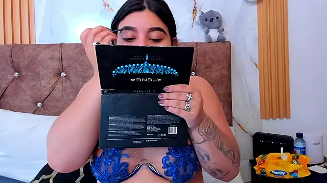 samantha  cruz online show from May 17, 2026, 12:12 pm