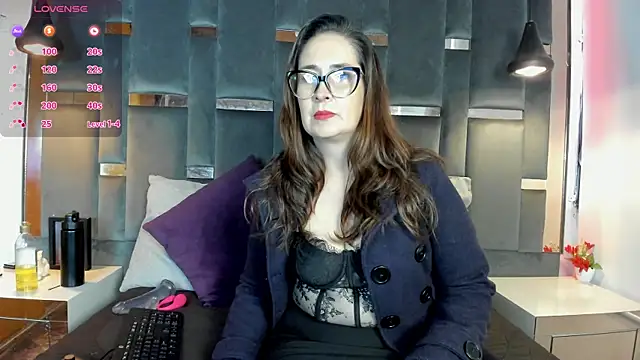 Snapshot of Maturetitsx69 chatting on May 6, 2026, 1:05 pm Maturetitsx69 online show from May 6, 2026, 1:05 pm