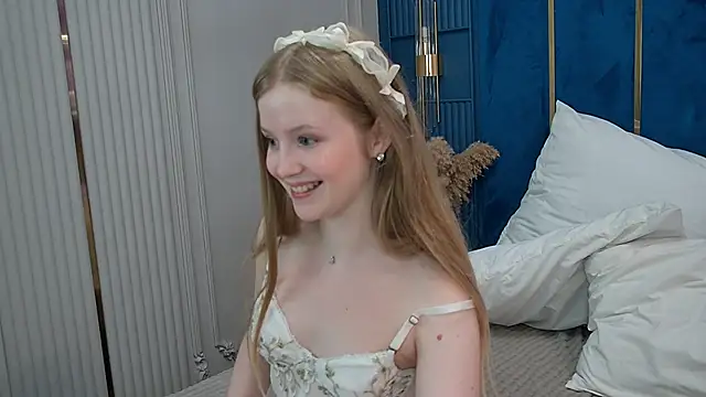 LilianHowards online show from June 21, 2026, 9:56 am