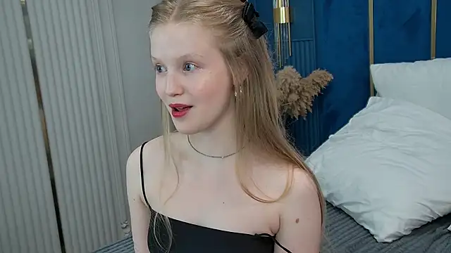 LilianHowards online show from June 26, 2026, 1:26 pm