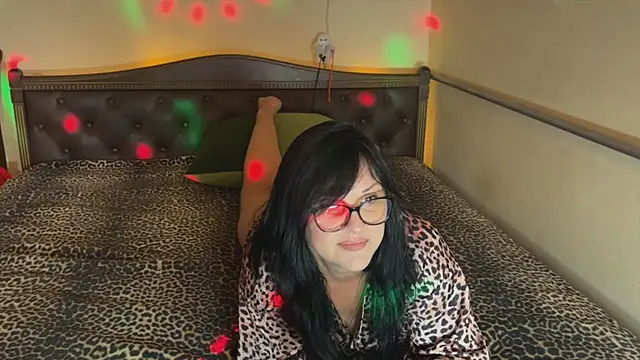 OxiLovex online show from July 22, 2026, 1:03 pm