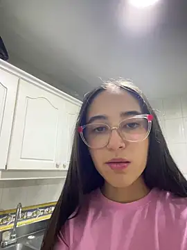 Snapshot of Abby_Coper1 chatting on June 25, 2026, 5:12 am Abby Coper1 online show from June 25, 2026, 5:12 am