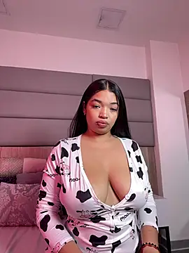 Snapshot of LilyFoox chatting on May 19, 2026, 12:55 pm LilyFoox online show from May 19, 2026, 12:55 pm