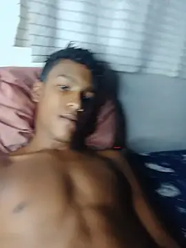 Snapshot of Brayam_30 chatting on May 13, 2026, 9:00 pm Brayam 30 online show from May 13, 2026, 9:00 pm