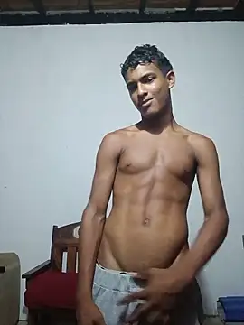 Snapshot of Brayam_30 chatting on May 18, 2026, 4:07 am Brayam 30 online show from May 18, 2026, 4:07 am