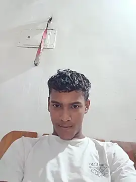 Snapshot of Brayam_30 chatting on May 22, 2026, 2:51 am Brayam 30 online show from May 22, 2026, 2:51 am