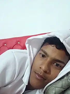 Snapshot of Brayam_30 chatting on May 27, 2026, 4:53 am Brayam 30 online show from May 27, 2026, 4:53 am