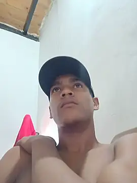 Snapshot of Brayam_30 chatting on June 4, 2026, 7:14 am Brayam 30 online show from June 4, 2026, 7:14 am
