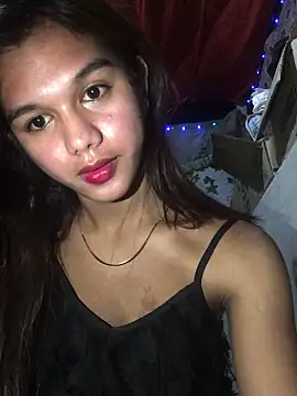 Snapshot of marie_castro chatting on June 11, 2026, 10:35 am marie castro online show from June 11, 2026, 10:35 am
