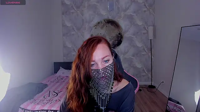 Snapshot of Margo_Kelly chatting on June 18, 2026, 1:06 am Margo Kelly online show from June 18, 2026, 1:06 am