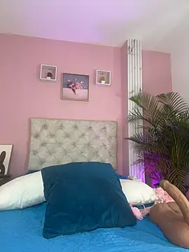 caro lovings online show from July 12, 2026, 3:41 am