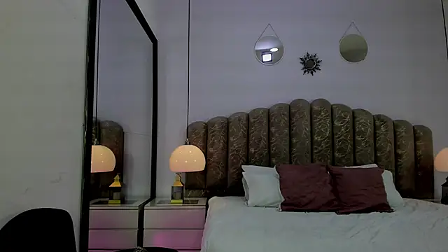 Snapshot of Channel_sofia chatting on August 5, 2026, 10:33 pm Channel sofia online show from August 5, 2026, 10:33 pm