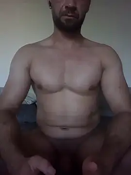 Snapshot of Maxi999-5 chatting on June 3, 2026, 5:10 am Maxi999-5 online show from June 3, 2026, 5:10 am