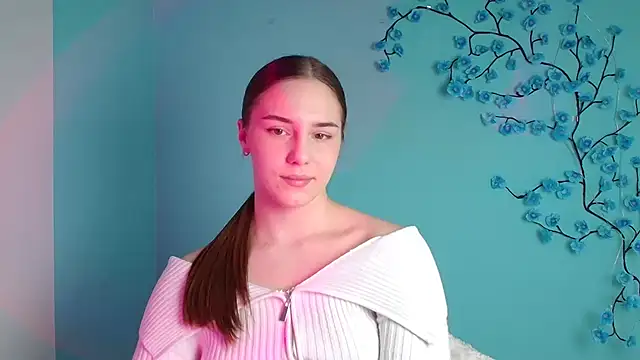 Snapshot of Kyara_ra chatting on May 3, 2026, 5:24 am Kyara ra online show from May 3, 2026, 5:24 am