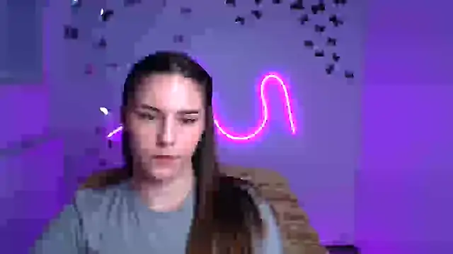 Snapshot of Kyara_ra chatting on May 19, 2026, 5:36 am Kyara ra online show from May 19, 2026, 5:36 am