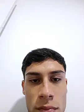 Axel DavisS online show from April 22, 2026, 5:43 am