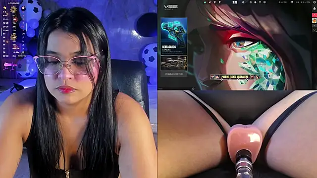 LuciaReid online show from June 27, 2026, 2:55 pm
