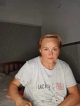 Snapshot of Svetlysvet chatting on July 18, 2026, 2:49 am Svetlysvet online show from July 18, 2026, 2:49 am