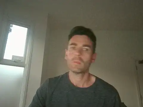 Snapshot of frenchbdmaninlondon chatting on July 12, 2026, 8:22 pm frenchbdmaninlondon online show from July 12, 2026, 8:22 pm