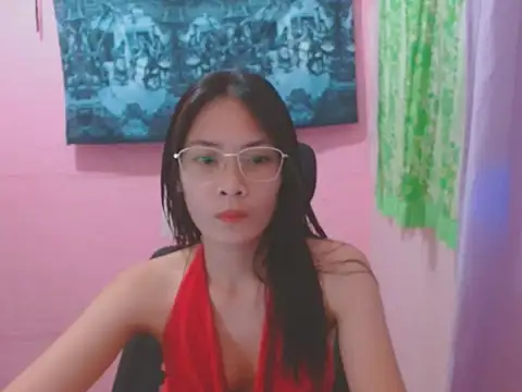 Snapshot of Sweetsexylady19 chatting on May 26, 2026, 12:23 pm Sweetsexylady19 online show from May 26, 2026, 12:23 pm