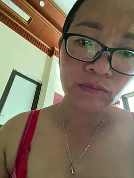  Sara pusy online show from June 3, 2026, 9:23 am