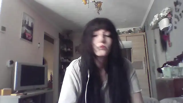 ChargedReign online show from April 26, 2026, 7:28 am