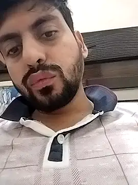 rahul02sharma05 online show from May 5, 2026, 2:41 am