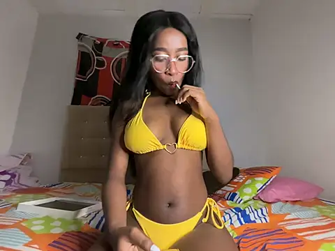 Snapshot of VenusNight_ chatting on July 4, 2026, 2:29 am VenusNight online show from July 4, 2026, 2:29 am