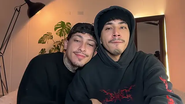 Noah and Steven online show from May 5, 2026, 2:19 am