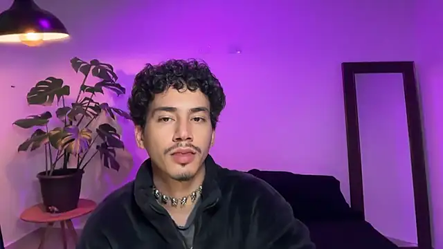Noah and Steven online show from July 10, 2026, 6:54 pm