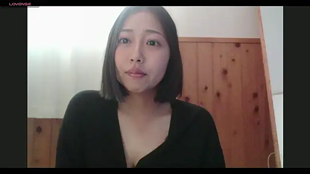 Snapshot of aoi252525 chatting on May 10, 2026, 8:25 pm aoi252525 online show from May 10, 2026, 8:25 pm