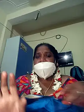 Snapshot of swetha10 chatting on July 16, 2026, 3:18 pm swetha10 online show from July 16, 2026, 3:18 pm