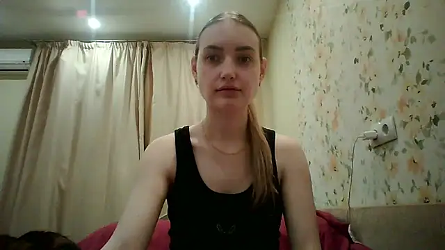 Lisanta online show from April 26, 2026, 6:16 pm