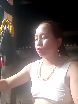 phuongtrinh1 online show from April 21, 2026, 5:03 am