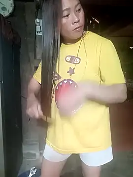 phuongtrinh1 online show from April 22, 2026, 10:50 am