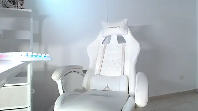 CaishenX  online show from May 27, 2026, 3:14 am