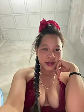 Snapshot of beli001 chatting on May 25, 2026, 1:00 am beli001 online show from May 25, 2026, 1:00 am