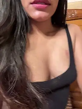 Snapshot of SecretDarkRoomXO chatting on April 23, 2026, 7:38 pm SecretDarkRoomXO online show from April 23, 2026, 7:38 pm