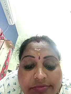 Jassminsree online show from April 24, 2026, 3:14 pm
