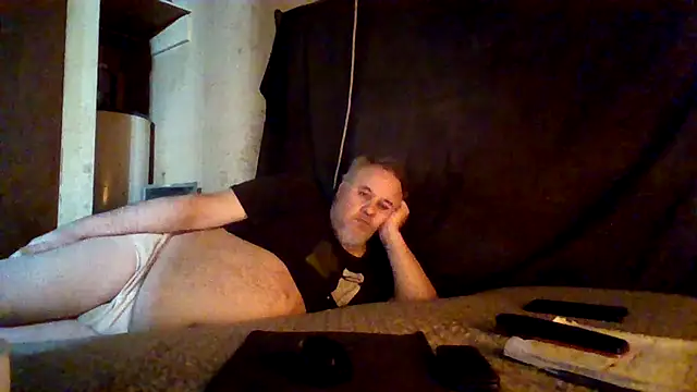 Snapshot of Nightshade1195 chatting on May 12, 2026, 7:00 pm Nightshade1195 online show from May 12, 2026, 7:00 pm