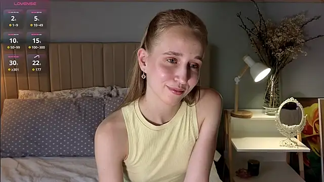 oliviakiiss online show from July 10, 2026, 2:19 pm