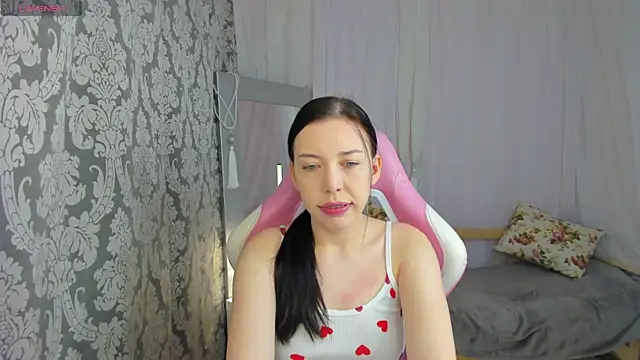 Sandra Ross online show from April 25, 2026, 12:57 am