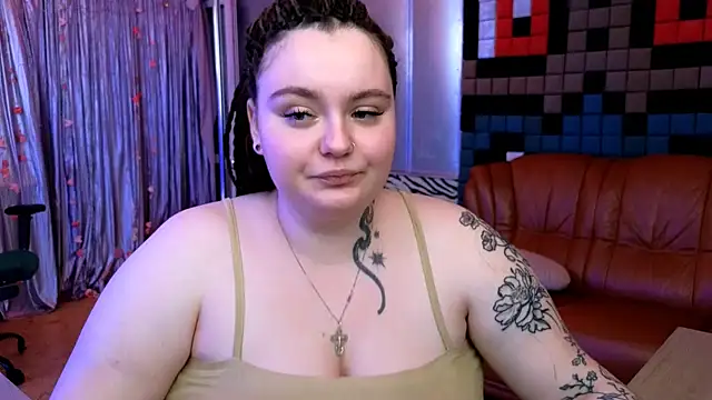 Snapshot of CatherineClaire chatting on June 20, 2026, 4:54 pm CatherineClaire online show from June 20, 2026, 4:54 pm