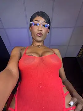 CocoaLuxeXXX online show from May 21, 2026, 1:29 pm
